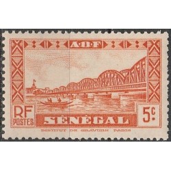 Senegalas 1935. Tiltai
