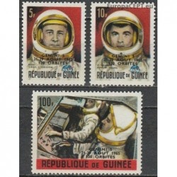 Gvinėja 1965. Gemini 5...