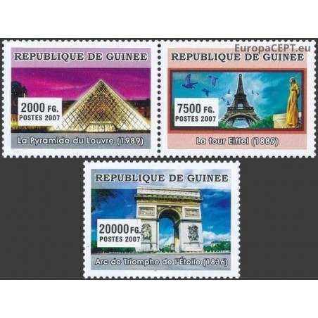 Guinea 2007. Monuments in Paris