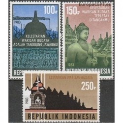 Indonezija 1983. Borobuduras (didžiausia budistų šventykla)